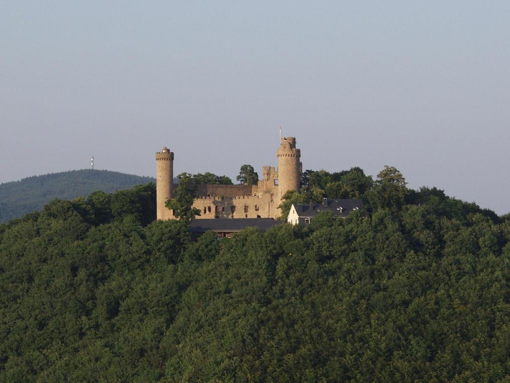 Hotel Garni Zur Bergstrasse Zwingenberg  Luaran gambar